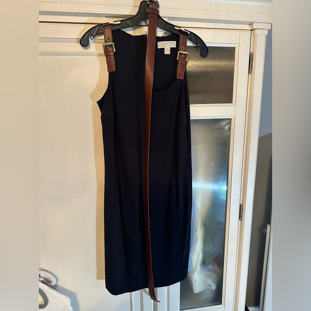 Michael Kors cotton navy blue dress with brown leather belt